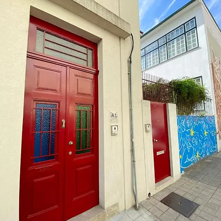 Vitral House Of Art District 포르투