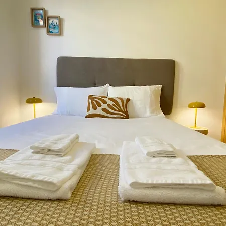 Vitral House Of Art District Apartment