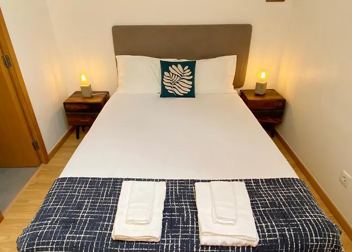 Vitral House Of Art District * Porto