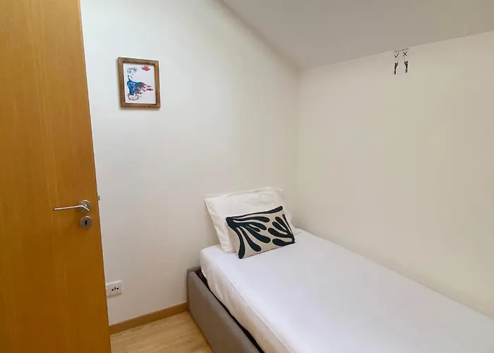 Vitral House Of Art District Oporto